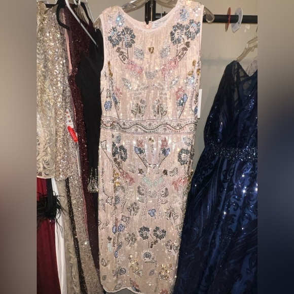 Mac Duggal 93535 NWT Evening Sequin/Beaded Floral Midi - Picture 6 of 16